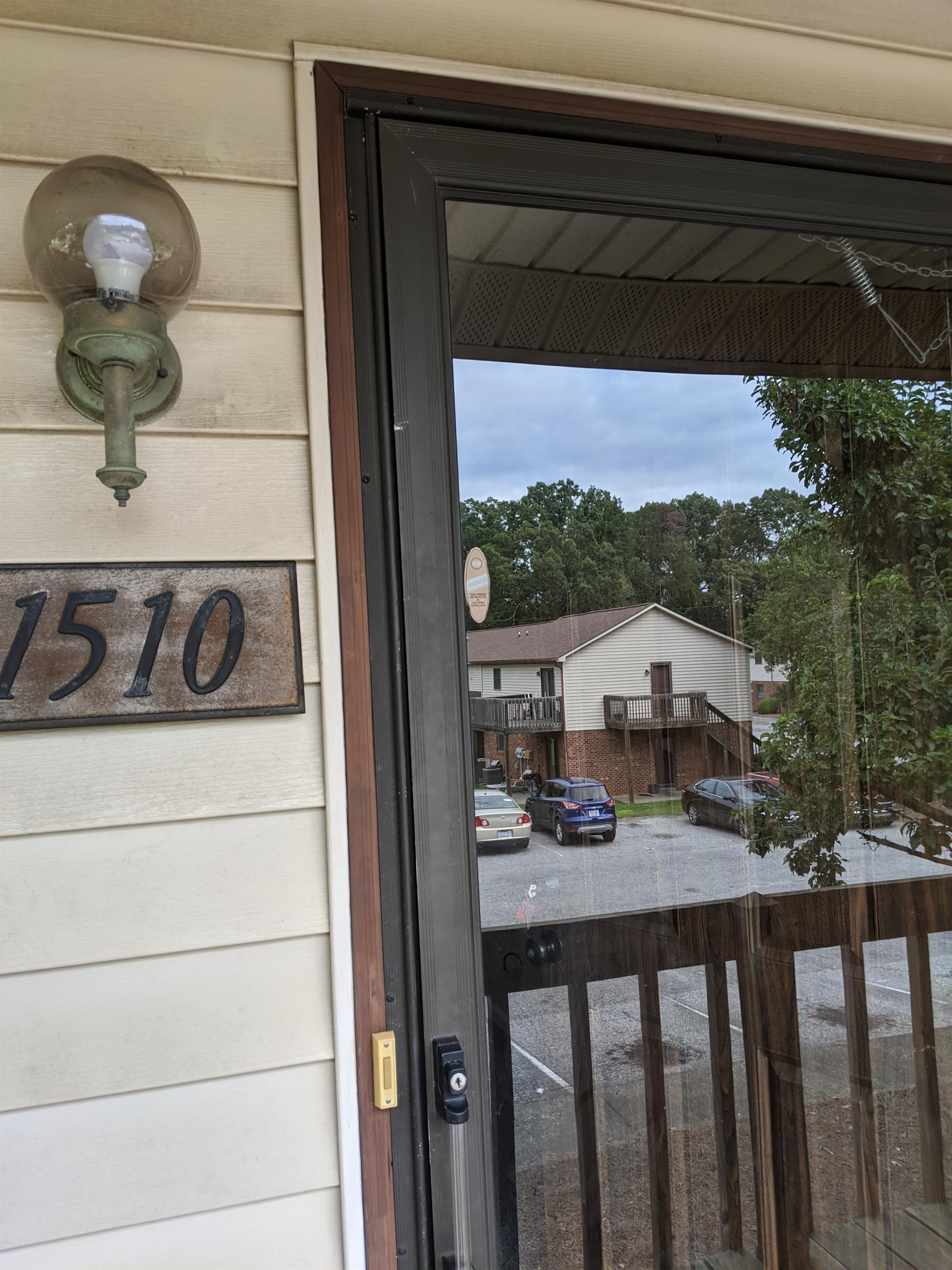 1510 Forest Knolls Circle